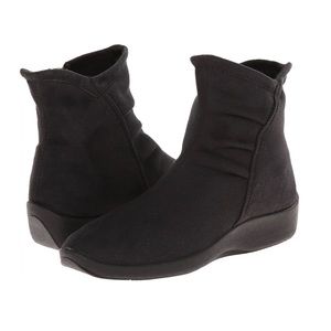 Arcopedico L19 Faux Suede Black Boots 8-8.5 EU39 GUC